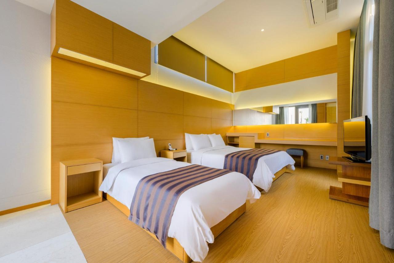 Stanford Hotel & Resort Jeju Exterior foto